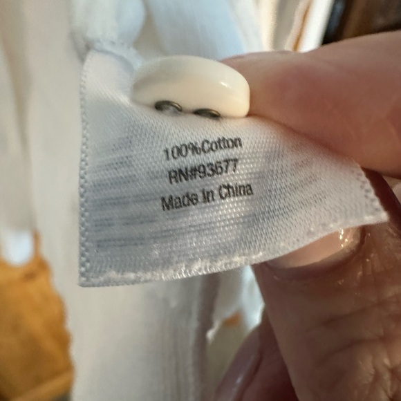 St John’s Bay White V Neck Cardigan Button Down Size Medium - Picture 4 of 10